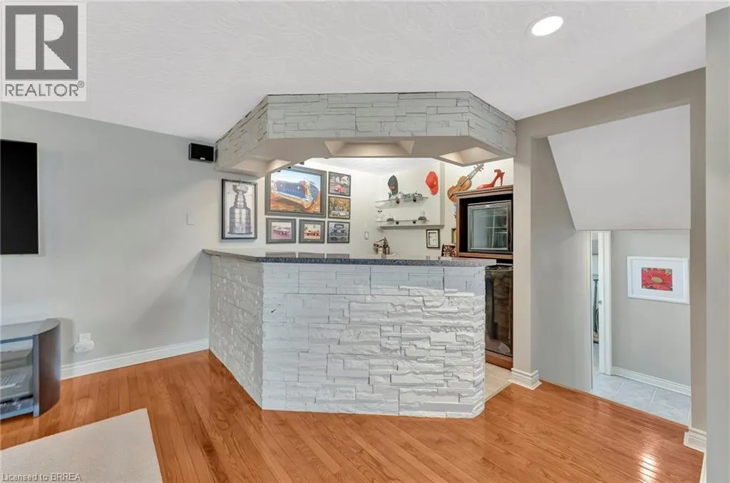 35 SHALFLEET Boulevard