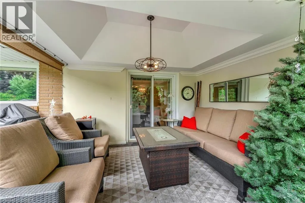 35 SHALFLEET Boulevard