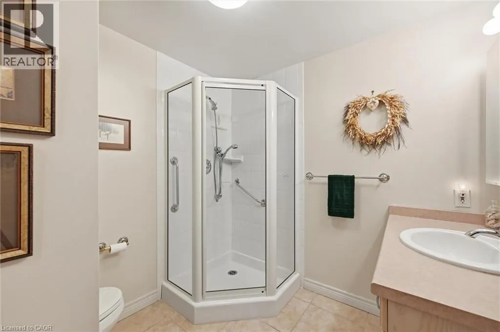 77 GOVERNORS Road Unit# 207, #207