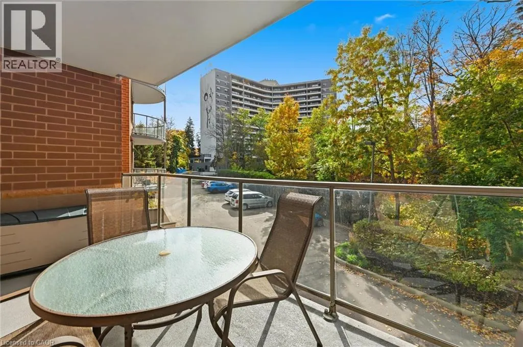 77 GOVERNORS Road Unit# 207, #207