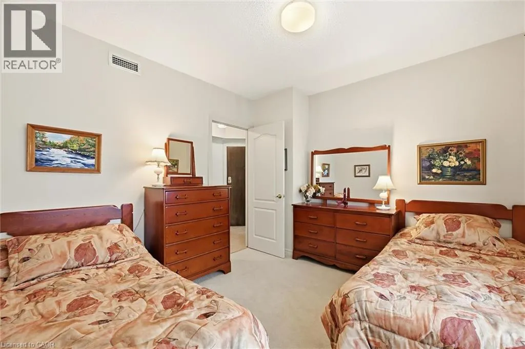 77 GOVERNORS Road Unit# 207, #207