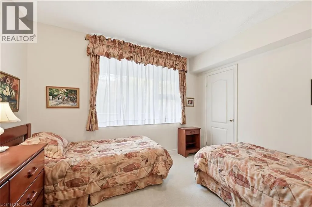 77 GOVERNORS Road Unit# 207, #207