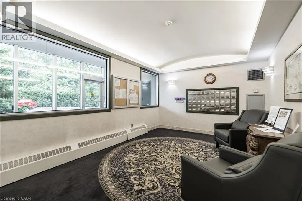 77 GOVERNORS Road Unit# 207, #207