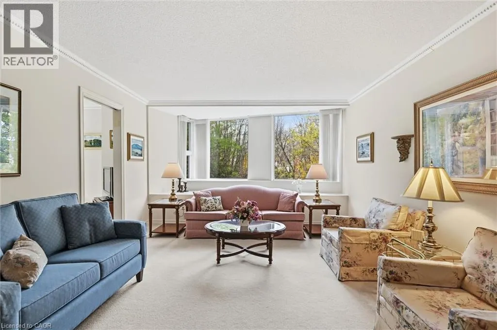 77 GOVERNORS Road Unit# 207, #207