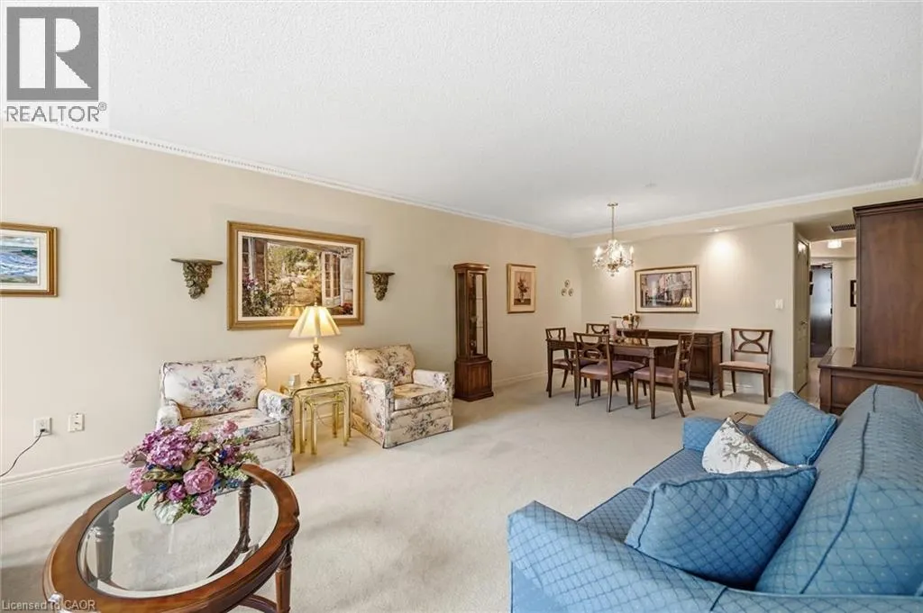 77 GOVERNORS Road Unit# 207, #207