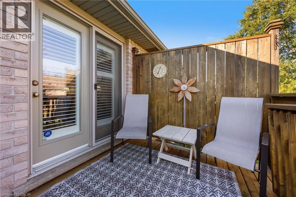 510 QUEENSWAY W Unit# 33, #33