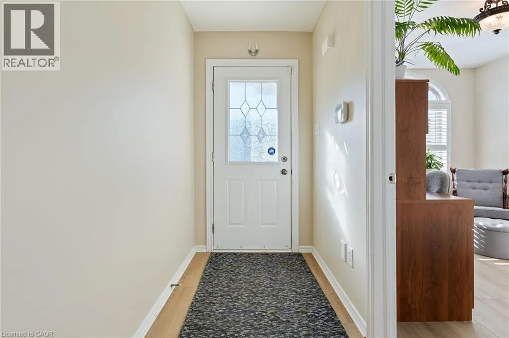 510 QUEENSWAY W Unit# 33, #33