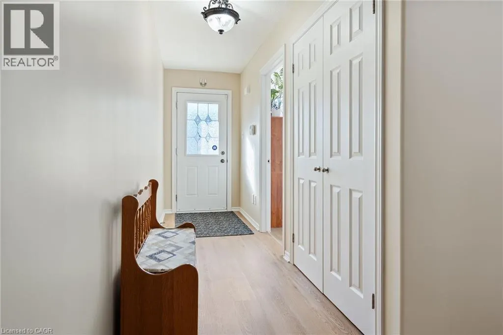 510 QUEENSWAY W Unit# 33, #33