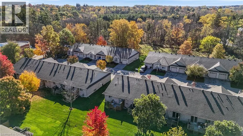 510 QUEENSWAY W Unit# 33, #33