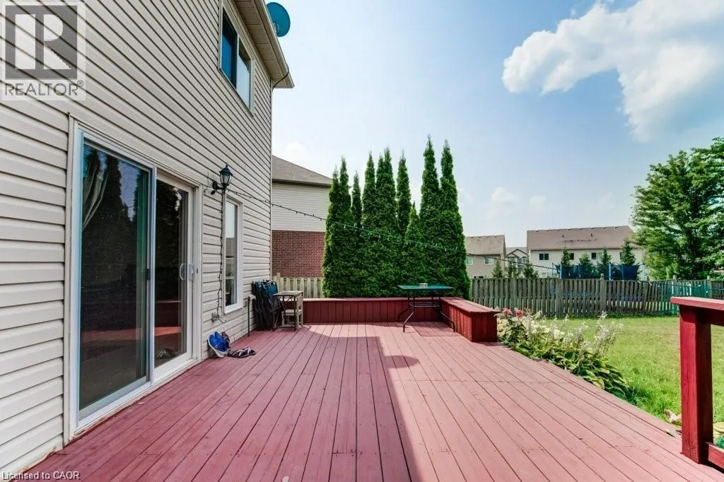 220 LEMON GRASS Crescent