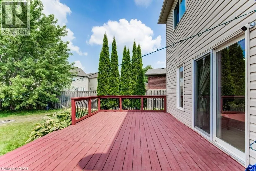 220 LEMON GRASS Crescent