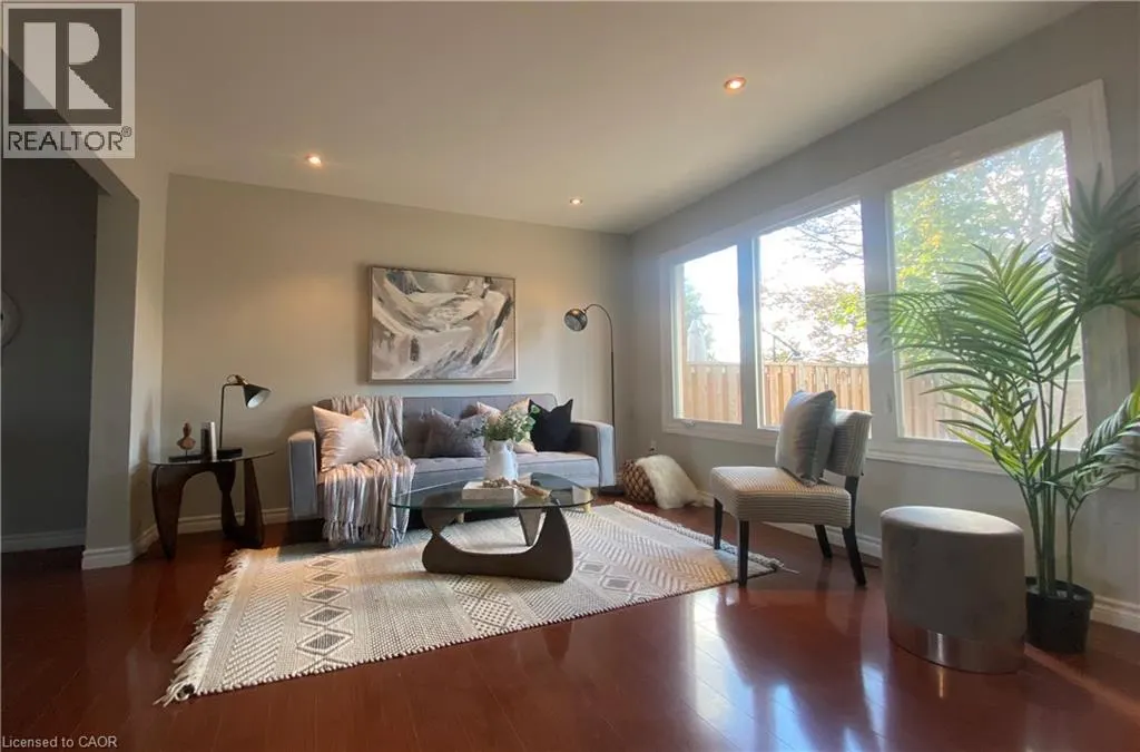 1025 UPPER GAGE Avenue Unit# 3, #3