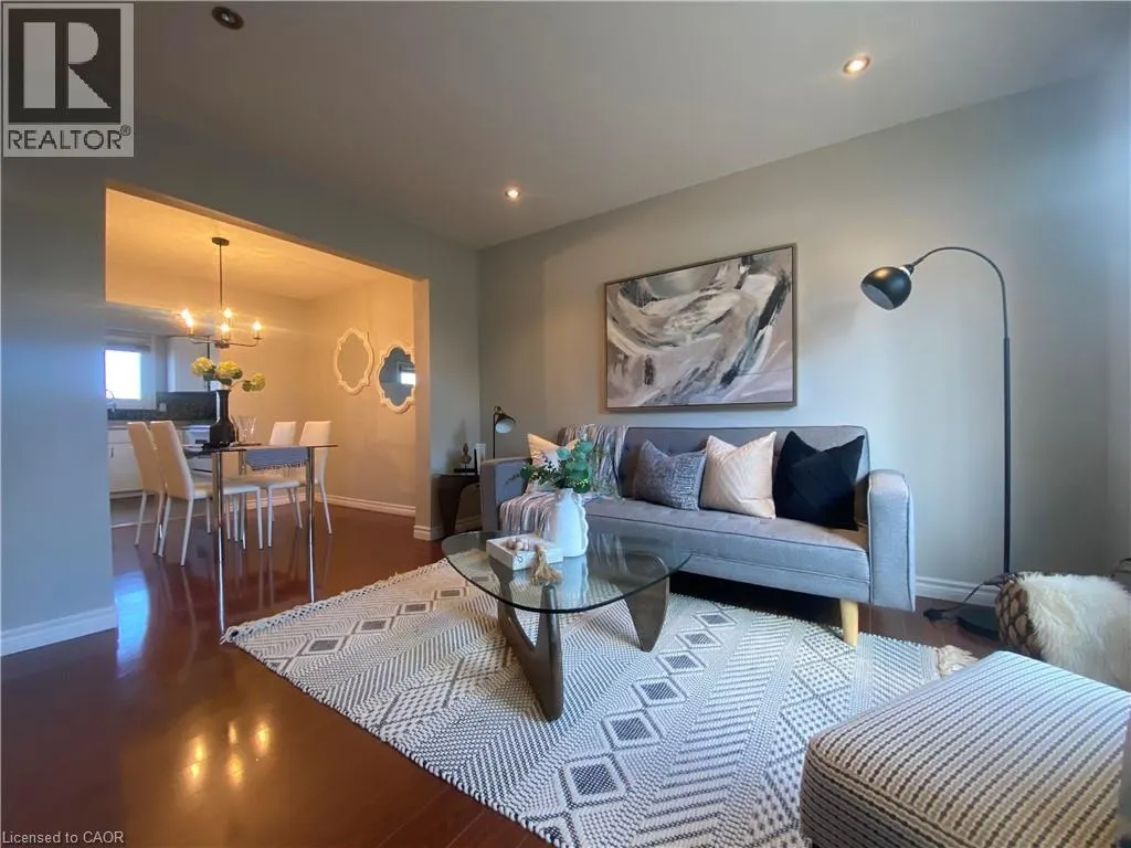 1025 UPPER GAGE Avenue Unit# 3, #3