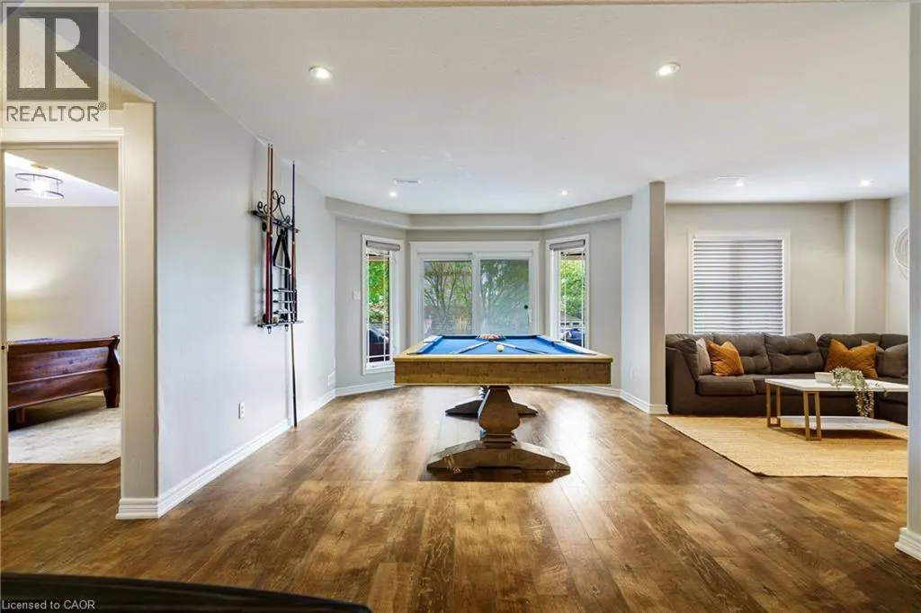 47 STOWBRIDGE Crescent