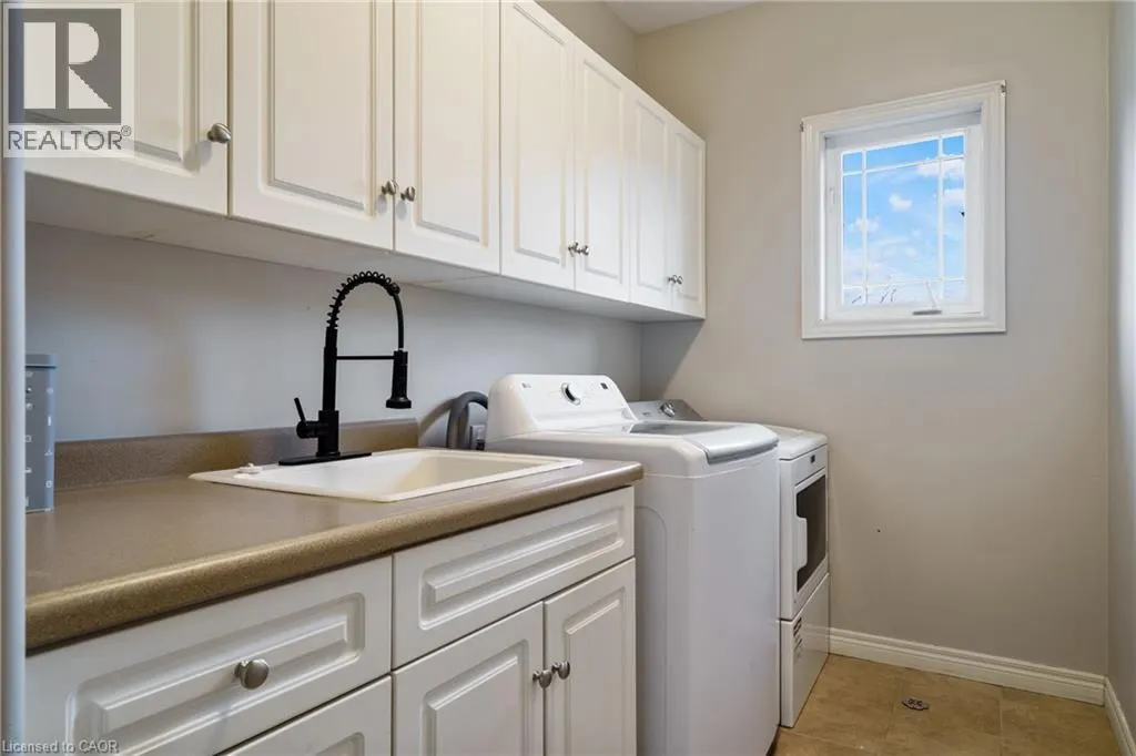 47 STOWBRIDGE Crescent