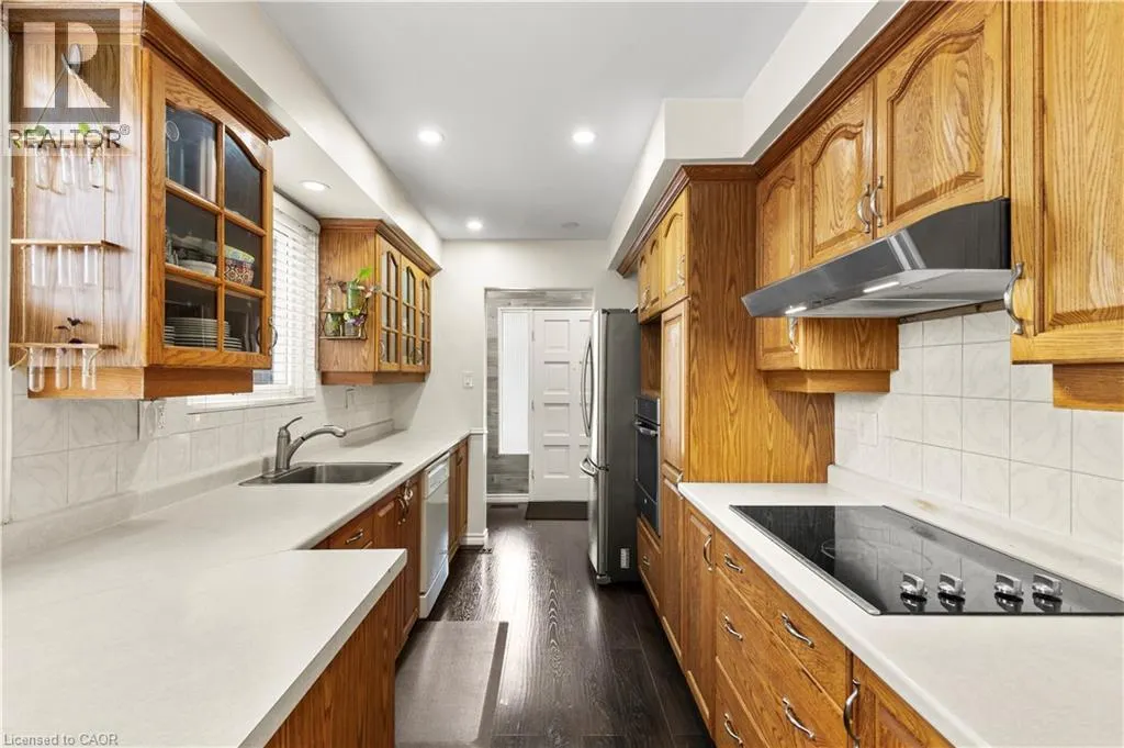 50 GLEDHILL Crescent