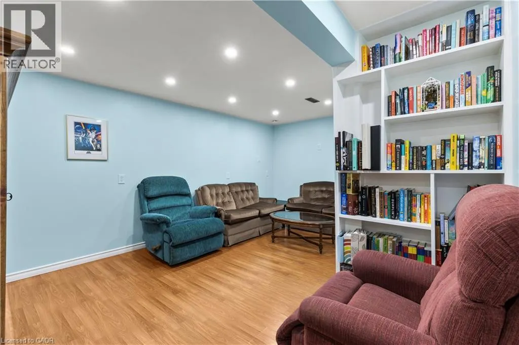 50 GLEDHILL Crescent