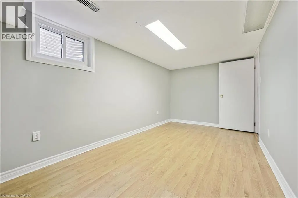 589 BEECHWOOD Drive Unit# 5, #5