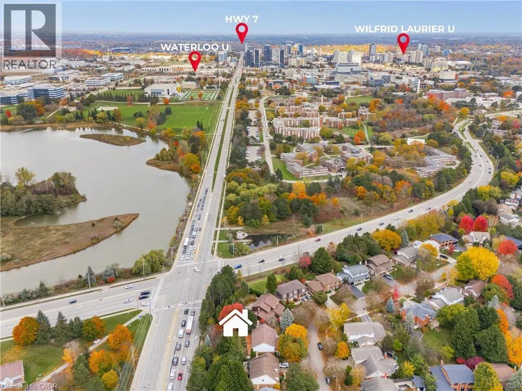 362 POMMEL GATE Crescent