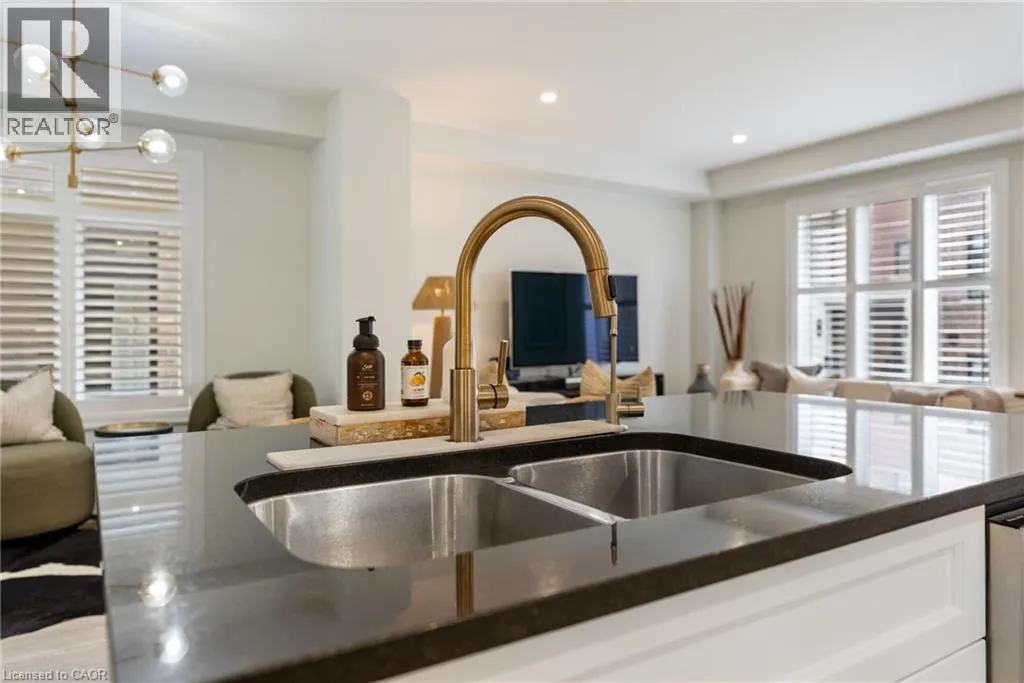 10 GRANITE RIDGE Trail