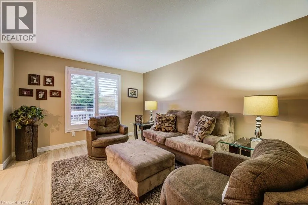 678 INTERLAKEN Drive