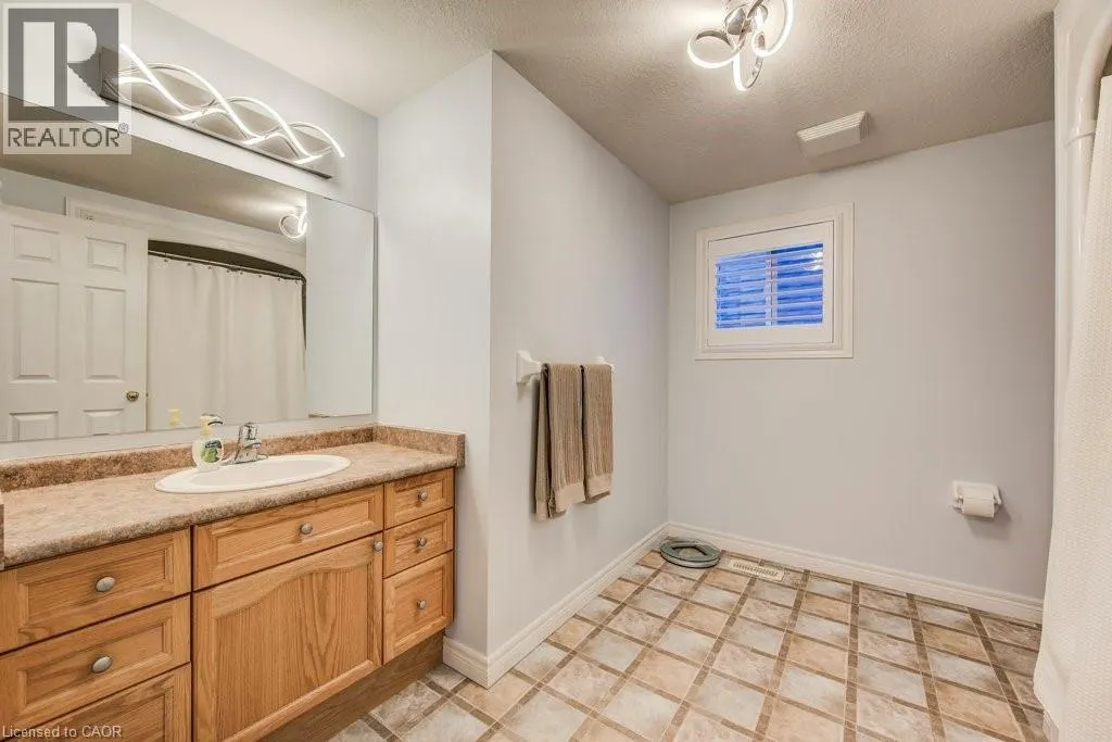 678 INTERLAKEN Drive