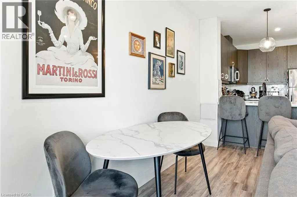 118 KING Street E Unit# 523, #523