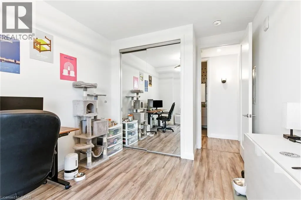 118 KING Street E Unit# 523, #523