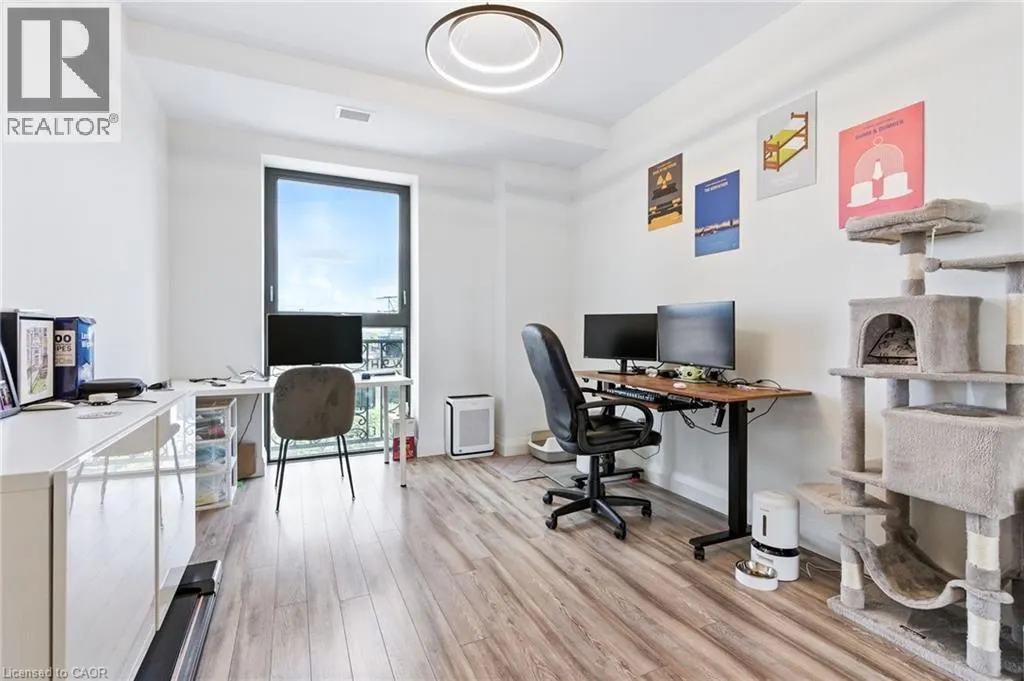 118 KING Street E Unit# 523, #523