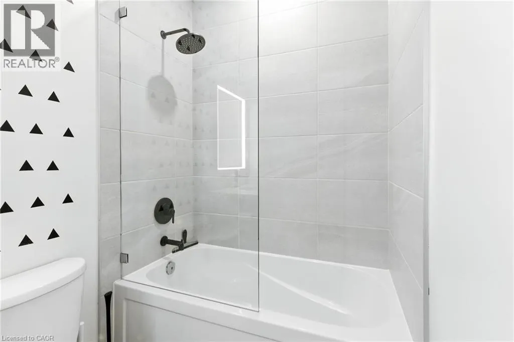 118 KING Street E Unit# 523, #523