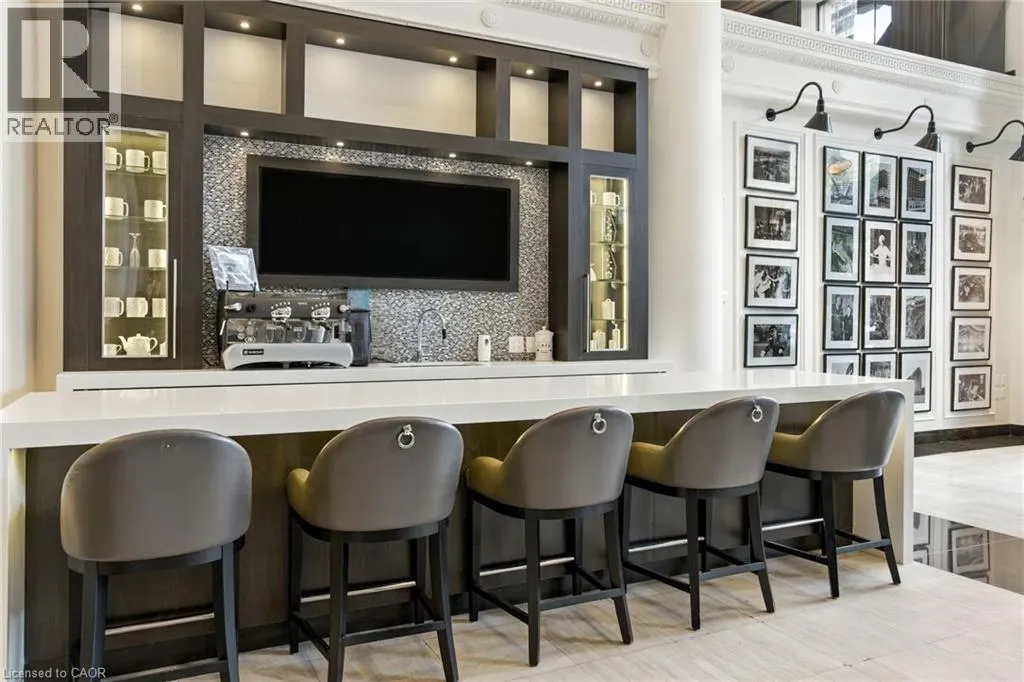 118 KING Street E Unit# 523, #523