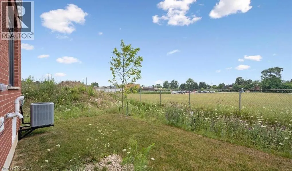 60 AYR MEADOWS Crescent