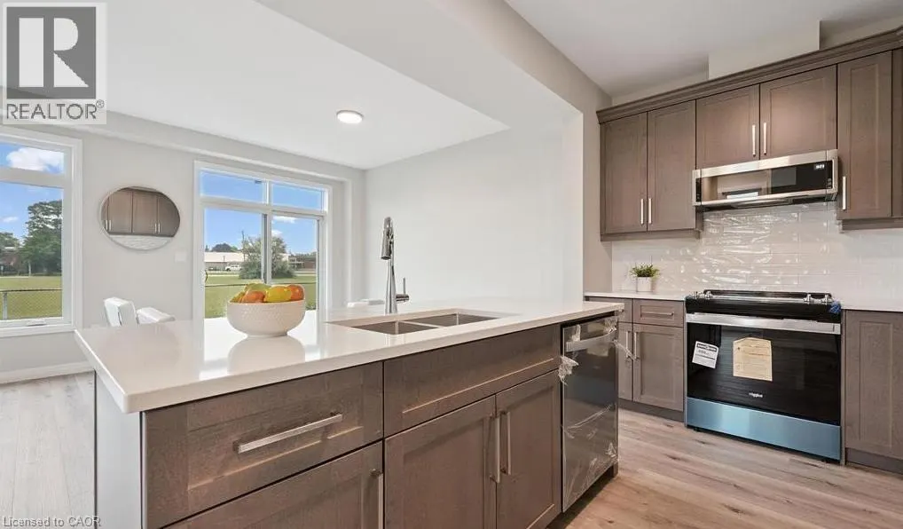 60 AYR MEADOWS Crescent