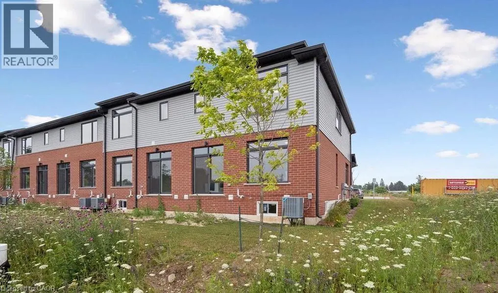 60 AYR MEADOWS Crescent