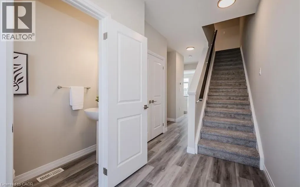 73 AYR MEADOWS Crescent