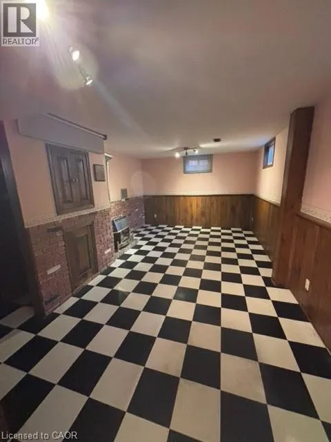 143 ST JAMES Street S