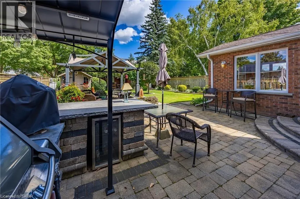 143 ST JAMES Street S