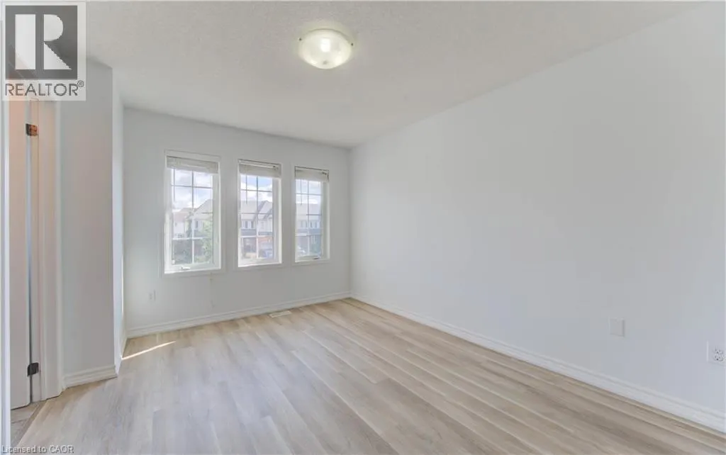 82 TROWBRIDGE Street