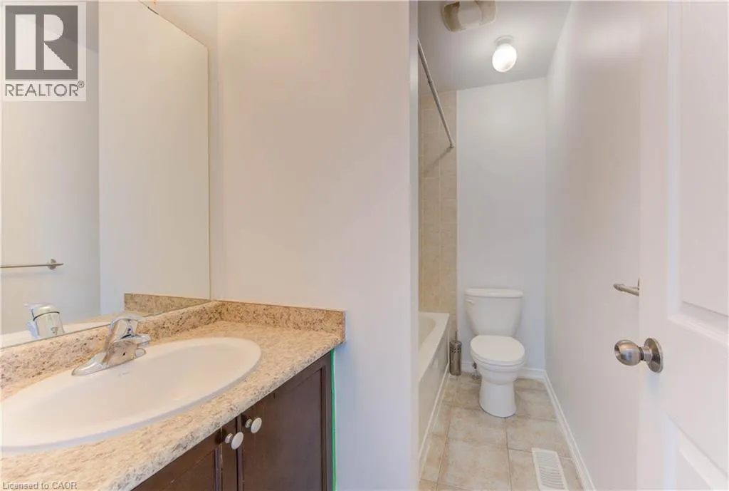 82 TROWBRIDGE Street