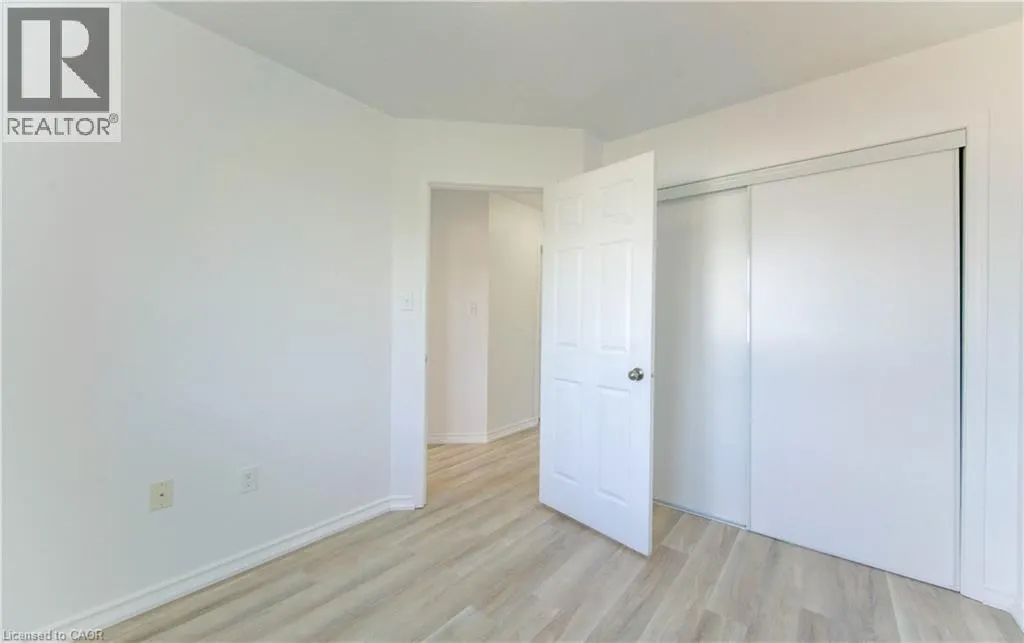 82 TROWBRIDGE Street