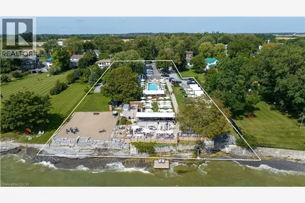 349 WELLINGTON MAIN Street