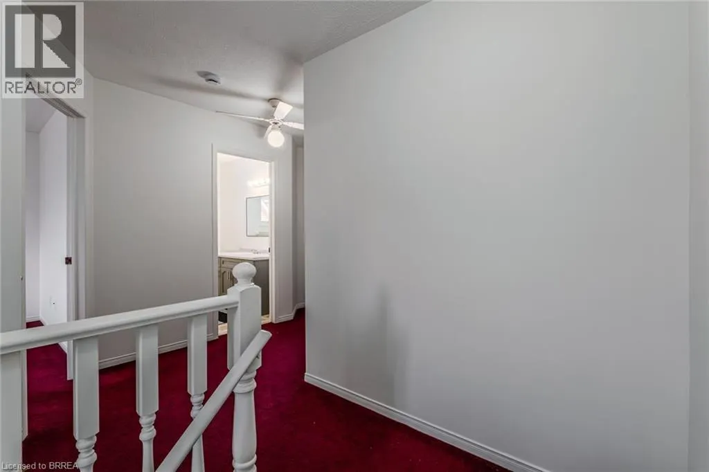 25 ANASTASIA Crescent