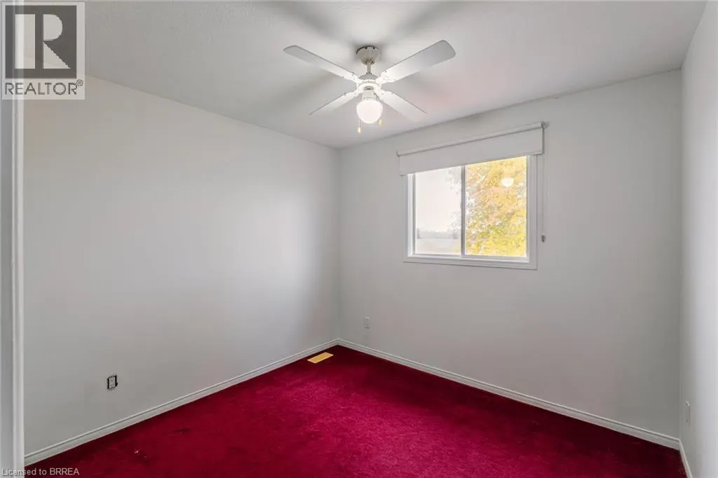 25 ANASTASIA Crescent