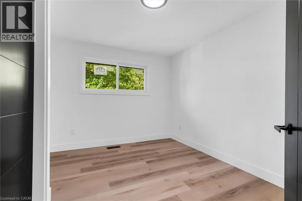 39 GRANDFIELD Street