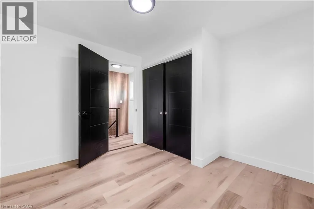 39 GRANDFIELD Street