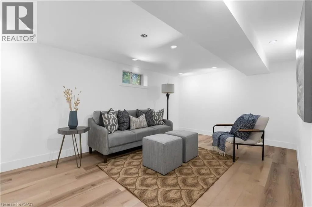 39 GRANDFIELD Street