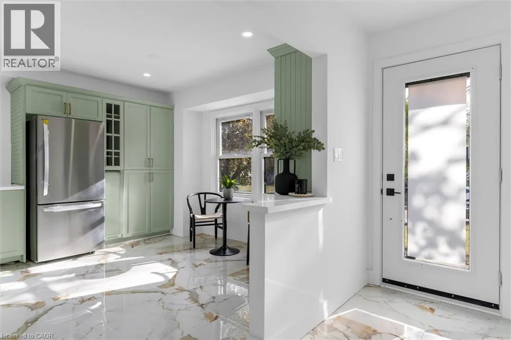 39 GRANDFIELD Street