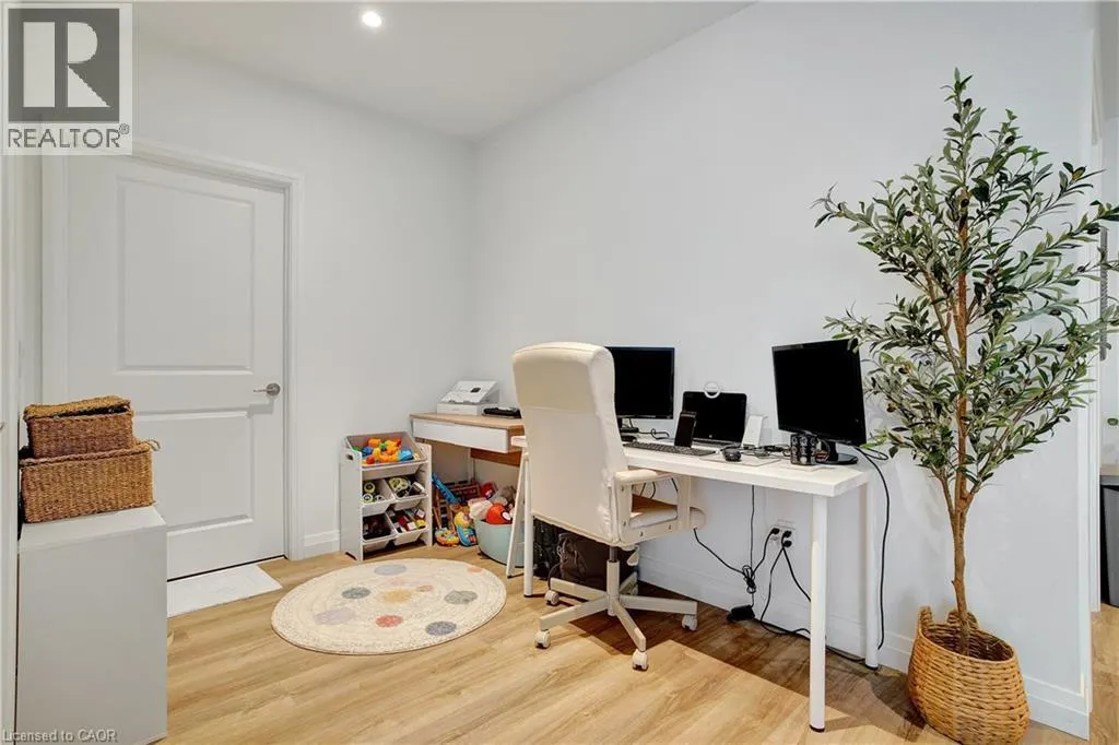 525 NEW DUNDEE Road Unit# 306, #306