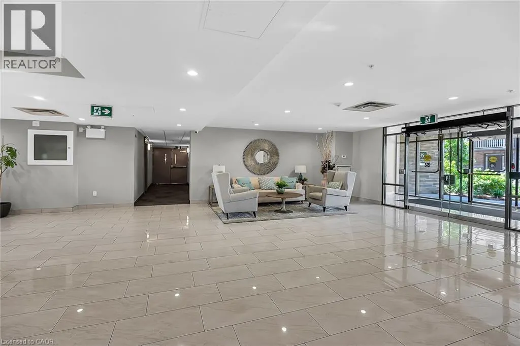 35 SOUTHSHORE Crescent Unit# 311, #311