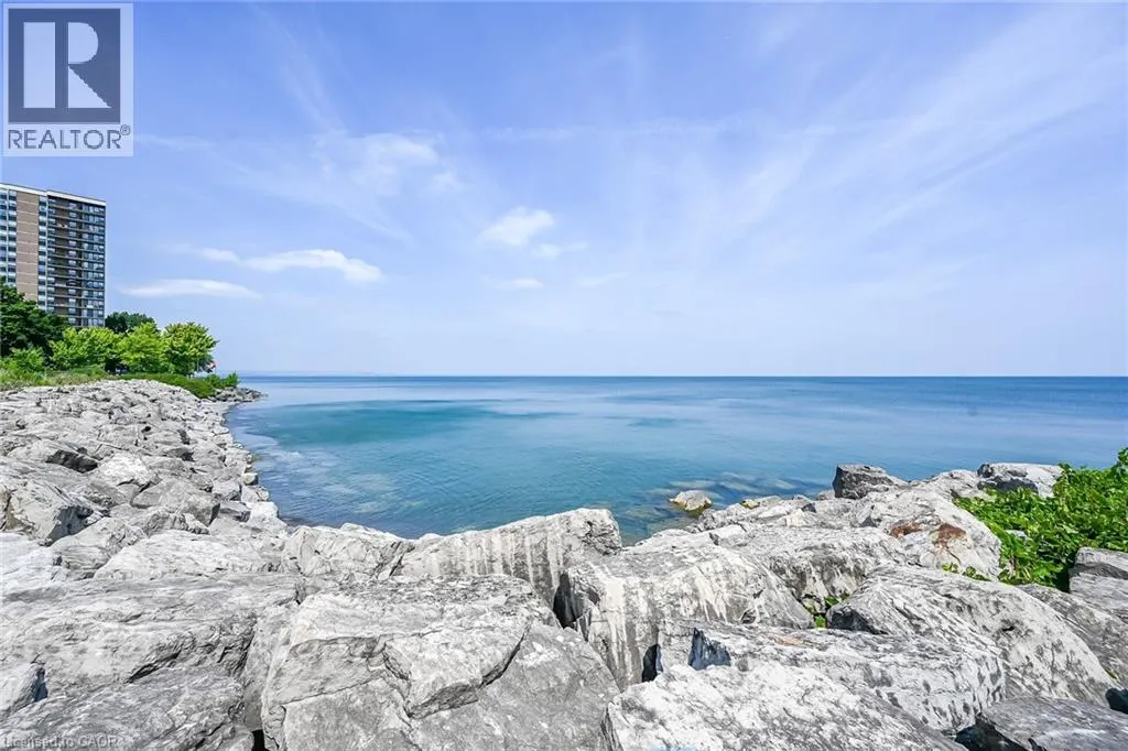 35 SOUTHSHORE Crescent Unit# 311, #311